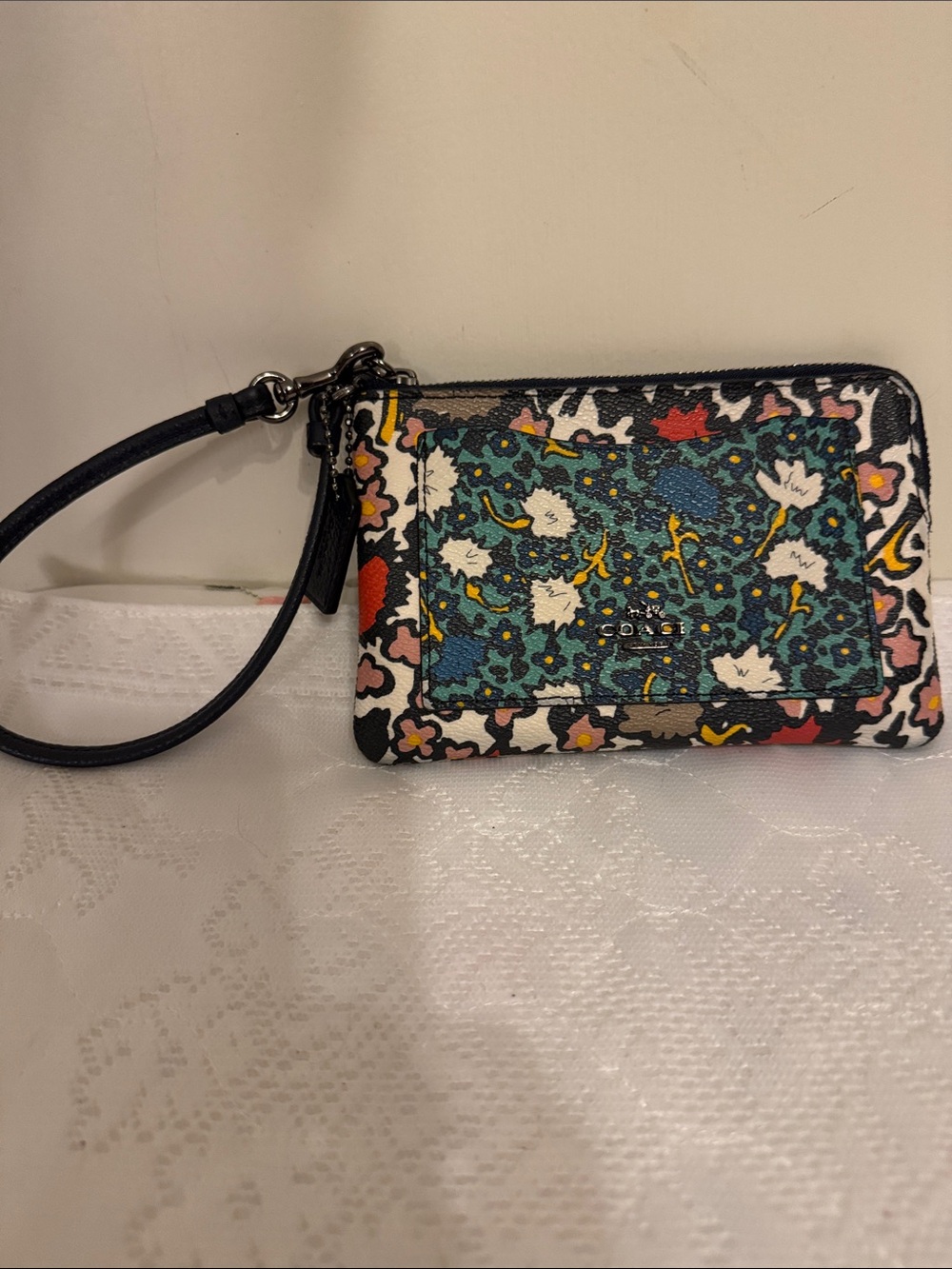 Coach Wristlet 2016